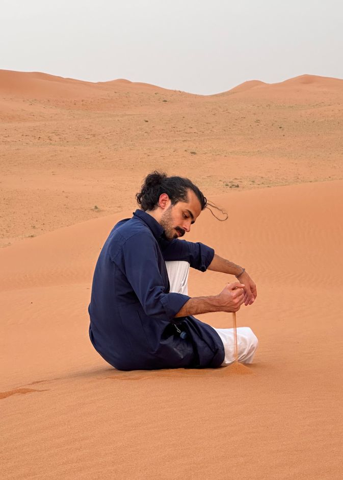 خاص لـ"هي" إلى السعودية بكل حب.. عبدالرحمن العابد، مؤسس "قرمز" عن التراث والهوية والانتماء
