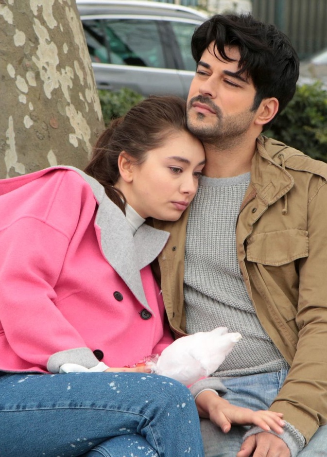 بوراك أوزجفيت وناصيلهان اتاجول