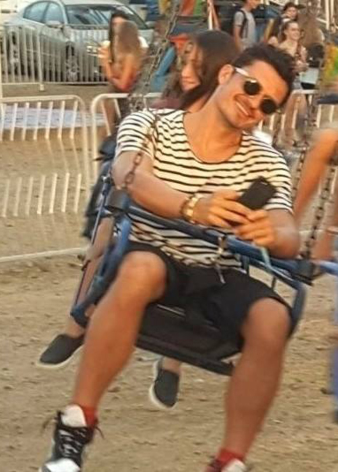 أورلاندو بلوم يستمتع بوقته في مدينة الملاهي في ماليبو