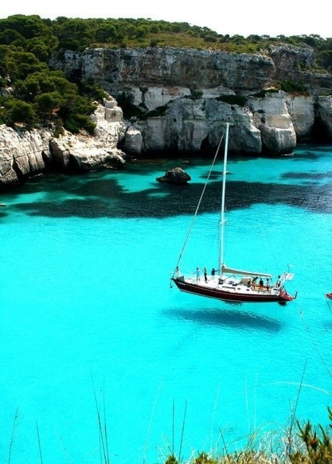 مينوركا لؤلؤة الجزر الأسبانية