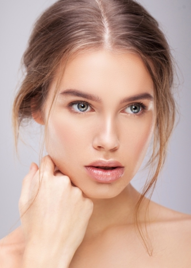 تجميل الوجه بدون مكياج