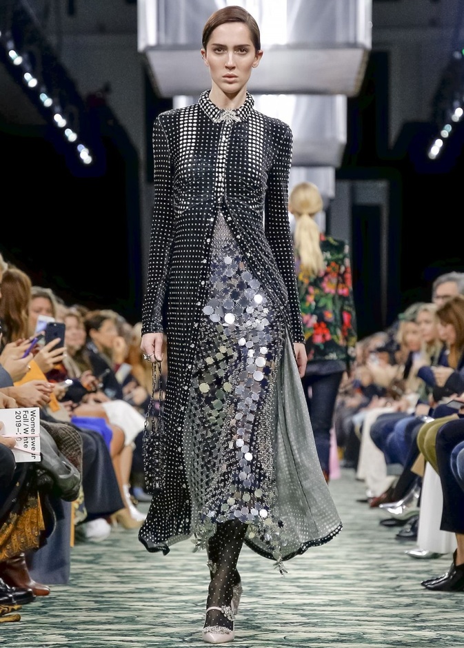 عرض أزياء باكو رابان لخريف وشتاء 2019