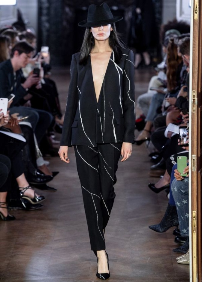 مجموعة Guy Laroche للألبسة الجاهزة لخريف و شتاء 2019