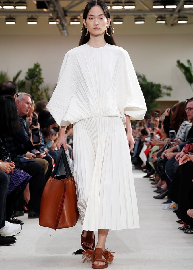 مجموعة فالنتينو لموسم ربيع وصيف 2019