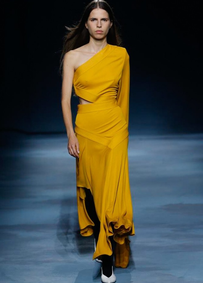 عرض أزياء Givenchy لربيع وصيف 2019 !