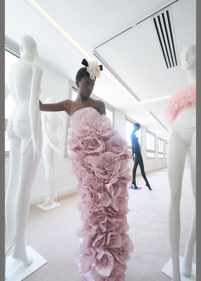 مجموعة Giambattista Valli لخريف وشتاء 2019-2020
