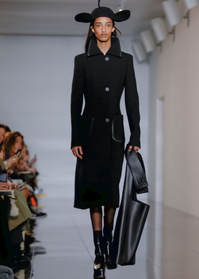 عرض أزياء ‏Loewe‏ لموسم خريف وشتاء 2019‏