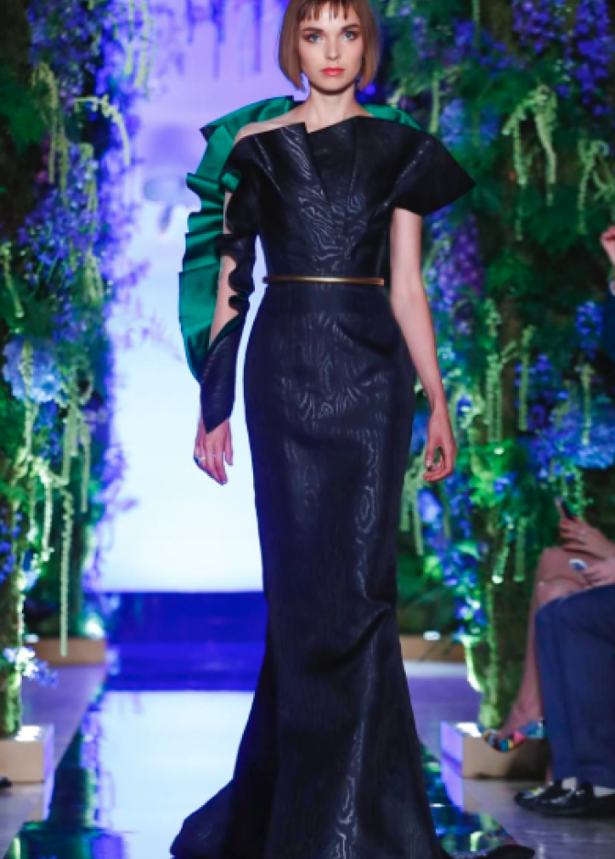 مجموعة Guo Pei للأزياء الفاخرة لخريف وشتاء ٢٠١٧/ ٢٠١٨ !