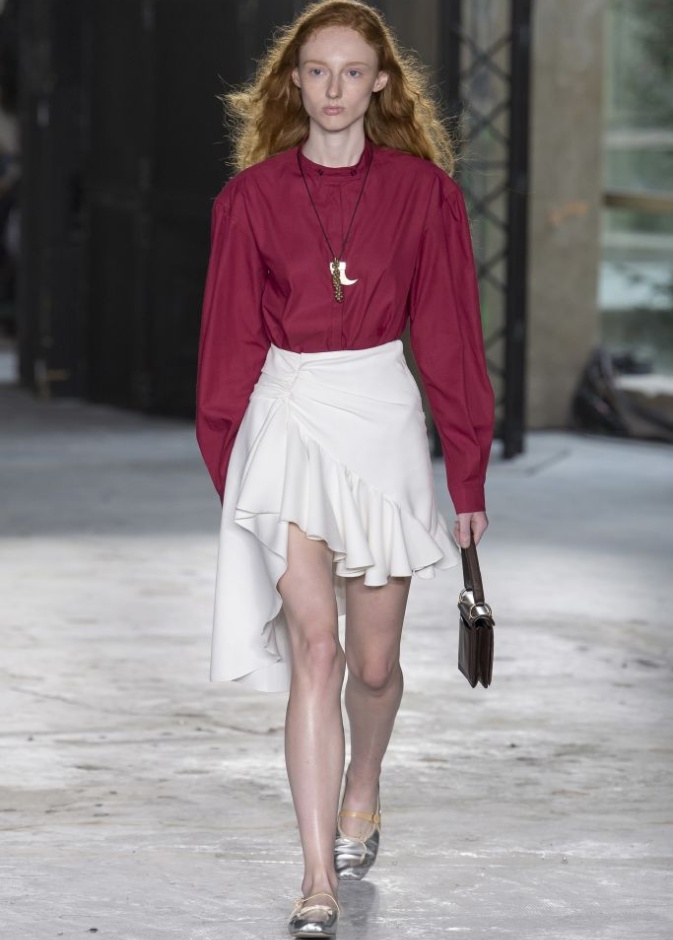 مجموعة Giambattista Valli لربيع وصيف 2018