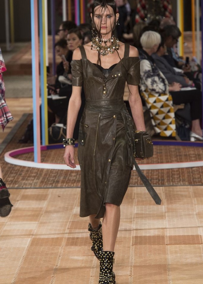 مجموعة ألكسندر ماكوين لربيع و صيف 2018