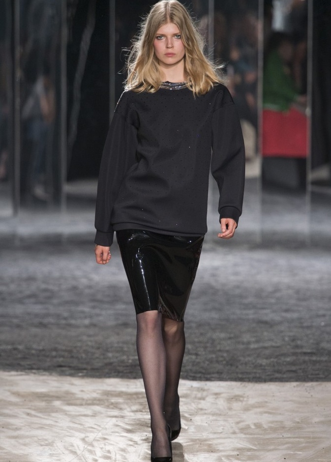 مجموعة Azzaro من الألبسة الفاخرة لخريف وشتاء 2017