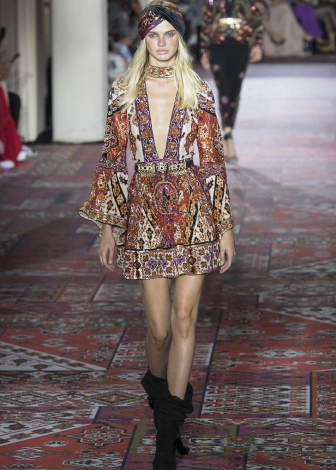 مجموعة زهير مراد لخريف 2019... عودة إلى السبعينيات في شمال أفريقيا