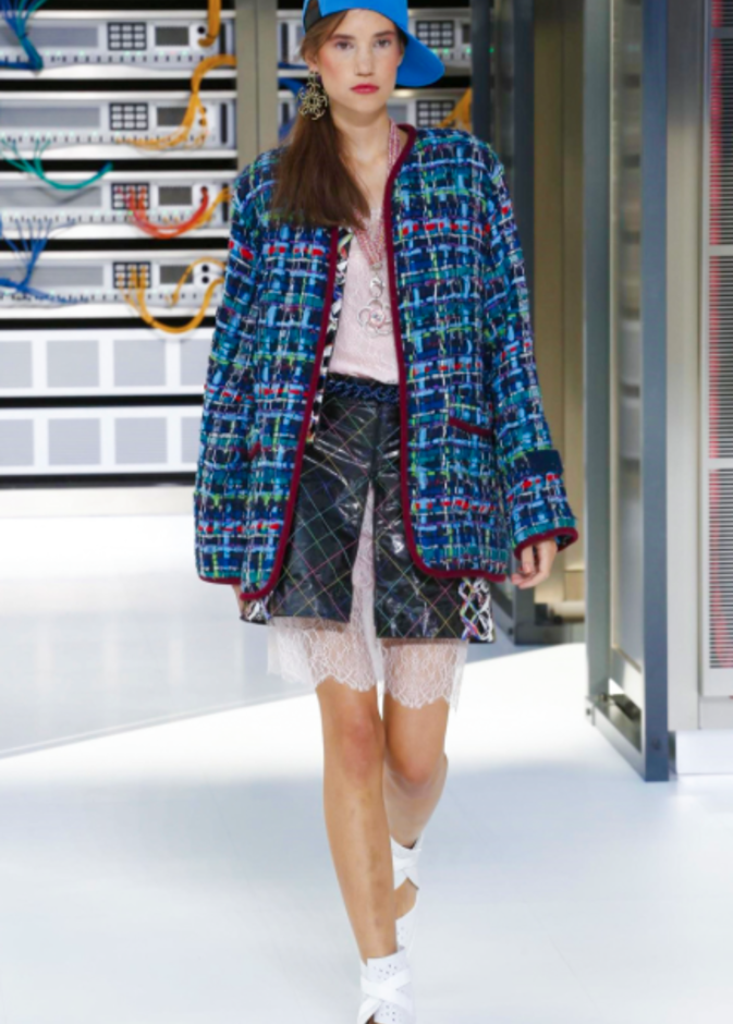 مجموعة "شانيل" لموسم ربيع وصيف 2017