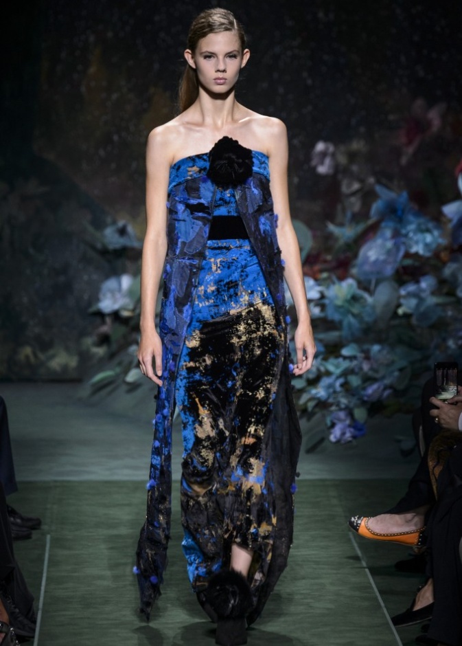 مجموعة Fendi من الألبسة الفاخرة لخريف وشتاء 2017