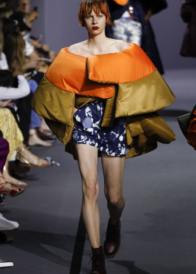 مجموعة Viktor & Rolf للأزياء الراقية لخريف 2018 !