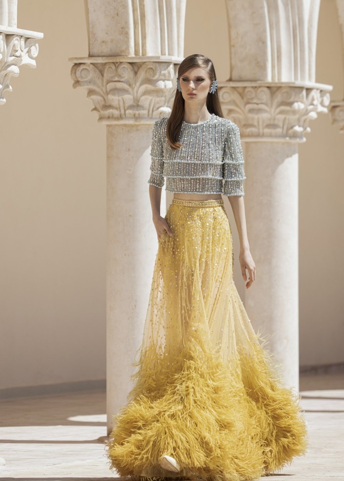 عرض أزياء مجموعة جورج حبيقة للهوت كوتور لخريف 2021 في باريس