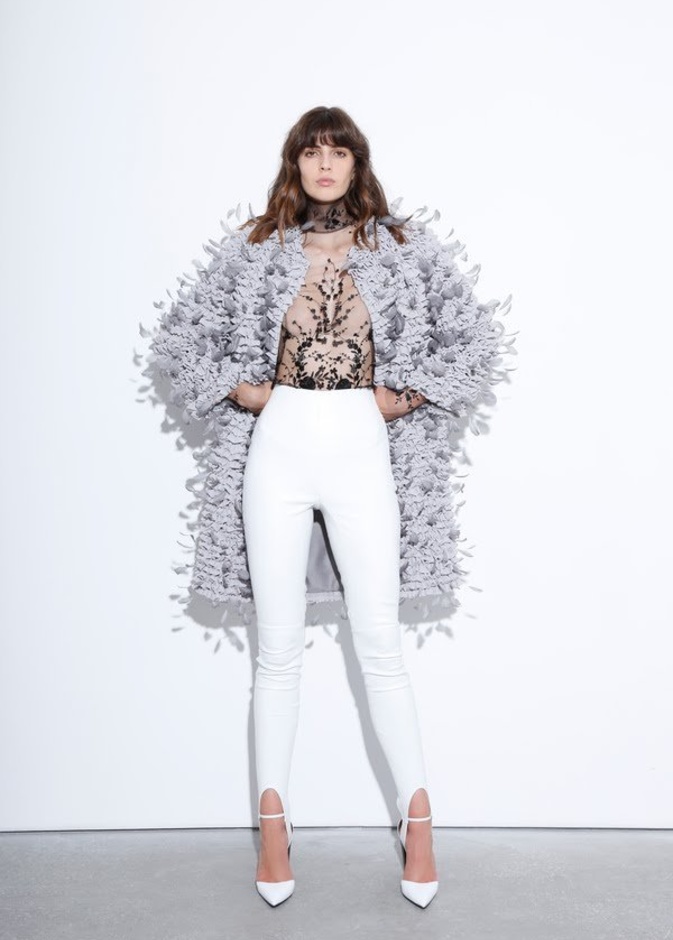 عرض ازياء مجموعة Kristina Fidelskaya لموسم ربيع وصيف 2021