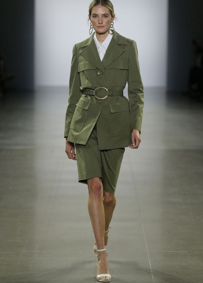  اسبوع الموضة في نيويورك 2019 ابرز صيحات أزياء و اكسسوارات ELIE TAHARI لربيع وصيف 2020 