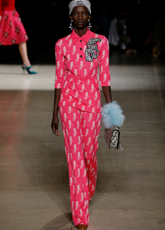 عرض أزياء ميو ميو لموسم خريف وشتاء 2017