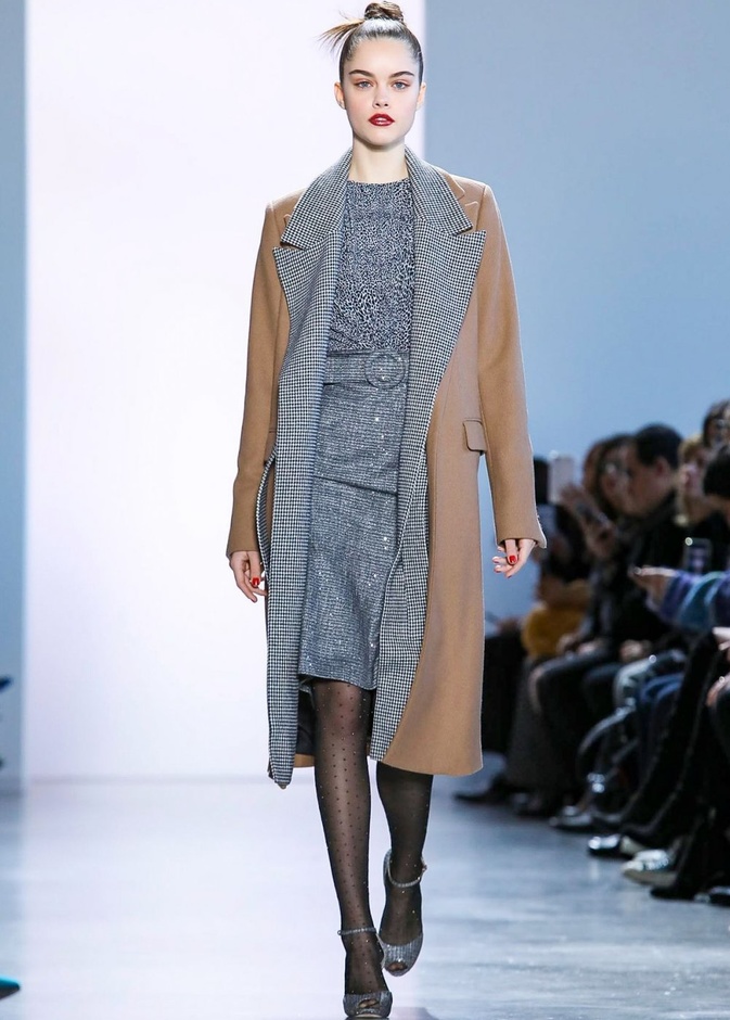 عرض ازياء BADGLEY MISCHKA في اسبوع الموضة في نيويورك 2020 لموسم الخريف والشتاء