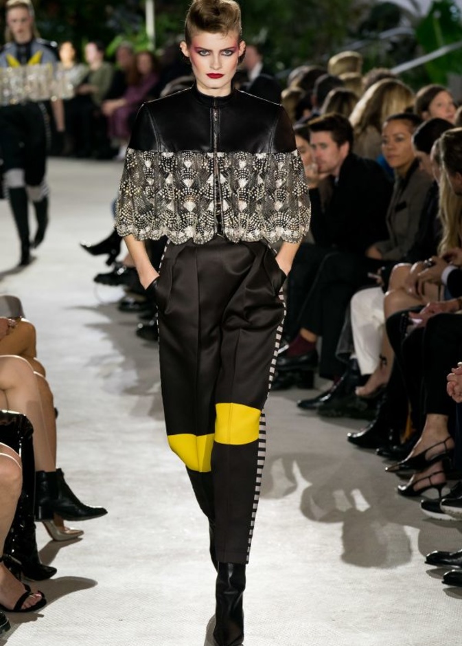 لويس فيتون تحوّل مطار نيويورك إلى منصة لعرض مجموعة 2020 Cruise Collection