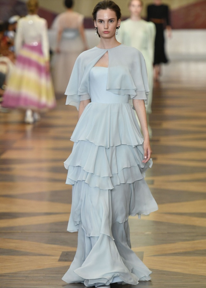 عرض Ulyana Sergeenko لخريف 2018