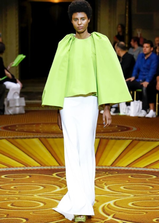 مجموعة Christian Siriano للألبسة الجاهزة لربيع 2019