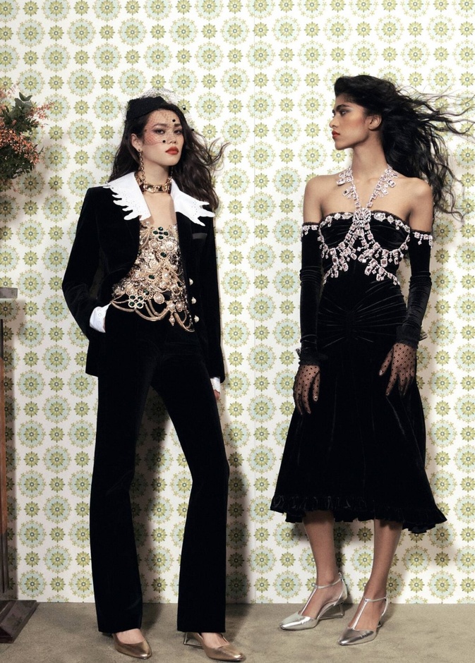 عرض أزياء مجموعة Paco Rabanne لموضة خريف وشتاء 2021-2022