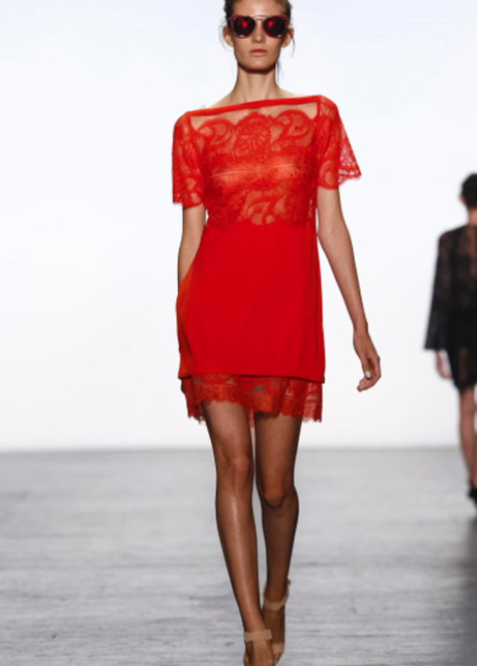 مجموعة Tadashi Shoji لربيع وصيف ٢٠١٧ !