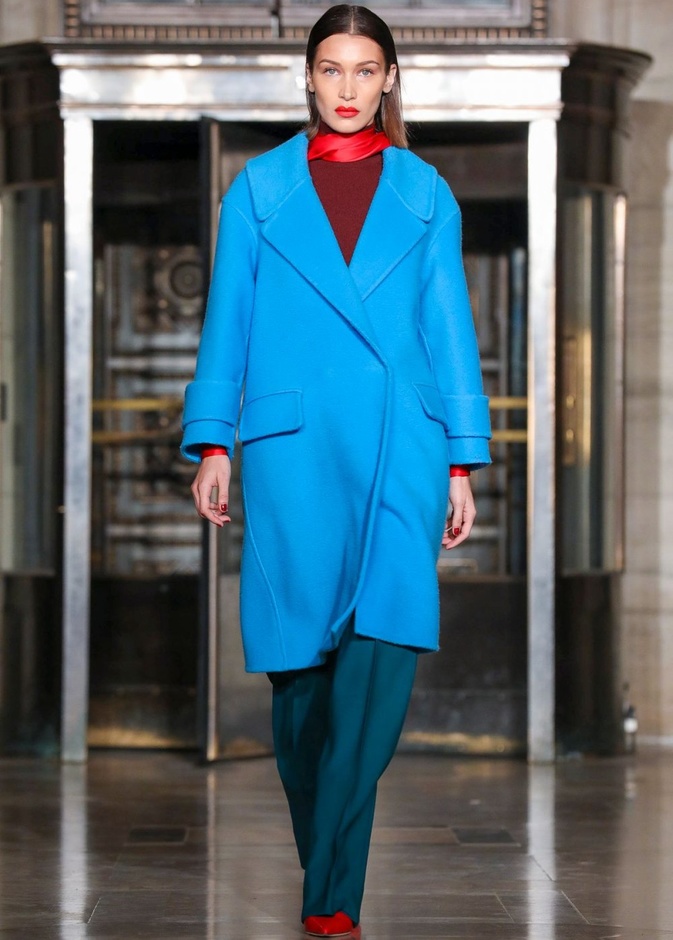 مجموعة اوسكار دي لارنتا من اسبوع الموضة في نيويورك 2020 