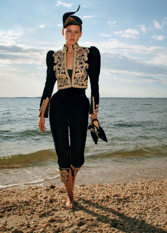 صور مجموعة ازياء Alexandre Vauthier للهوت كوتور خريف وشتاء 2021