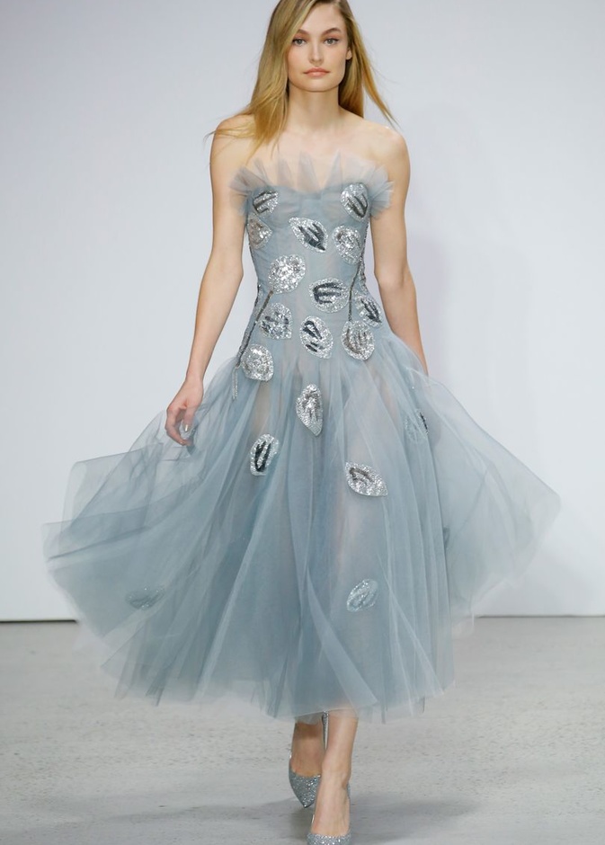 مجموعة أوسكار دي لا رينتا لموسم ربيع وصيف 2018