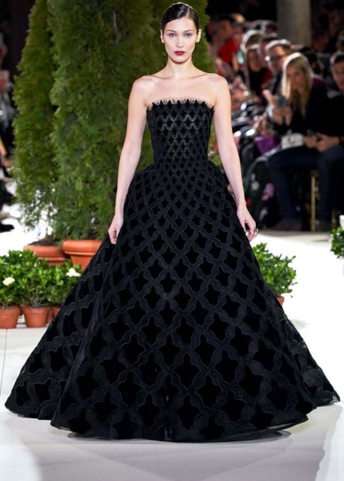 مجموعة Oscar de la Renta لخريف 2019