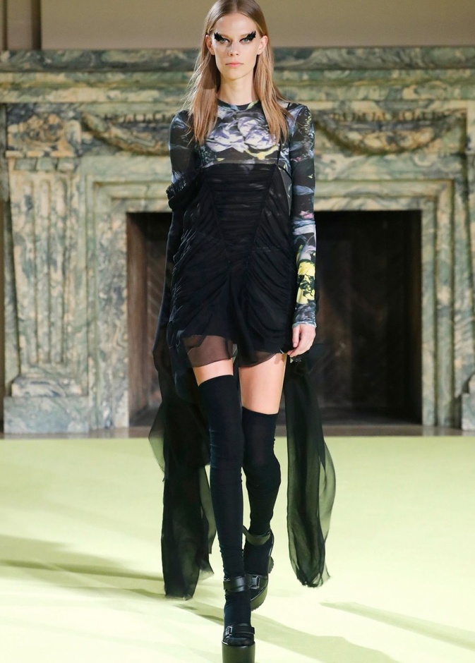 عرض أزياء VERA WANG لخريف وشتاء2020/2021 بنيويورك 