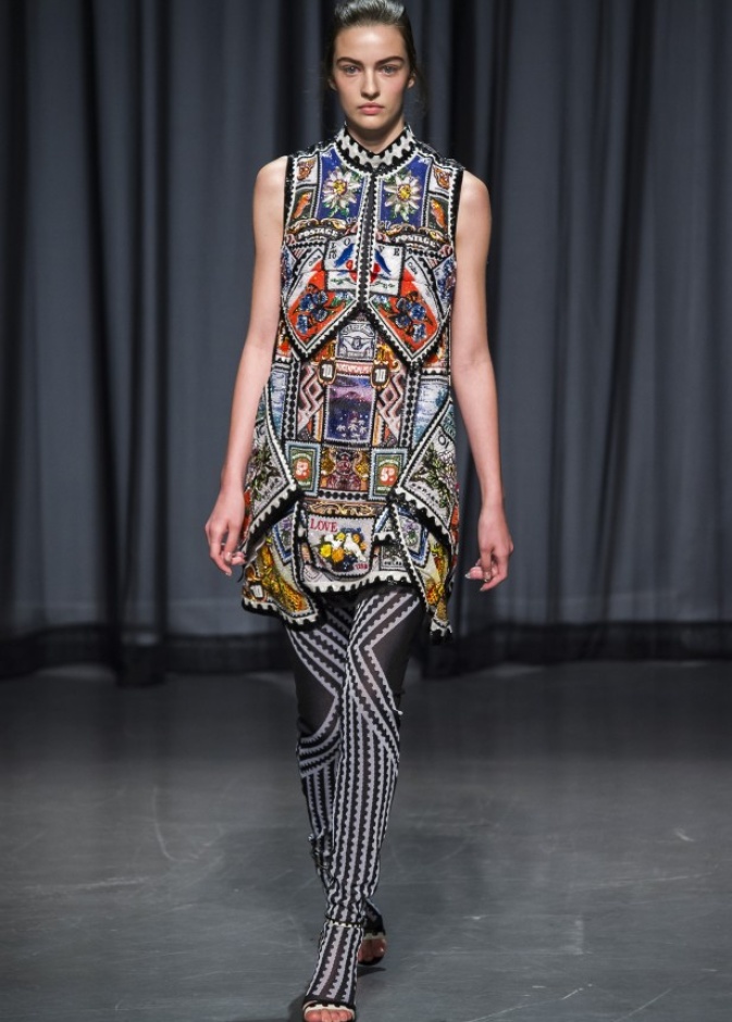 مجموعة Mary Katrantzou لربيع وصيف 2019