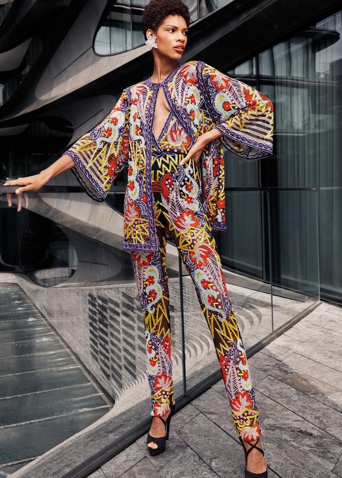 صور عرض أزياء مجموعة Naeem Khan نعيم خان لموسم ربيع 2021