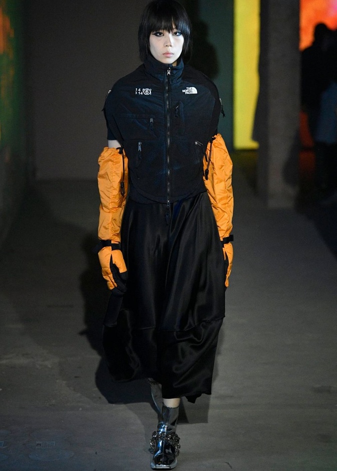 عرض ازياء MAISON MARGIELA لخريف وشتاء 2020-2021 من لندن 