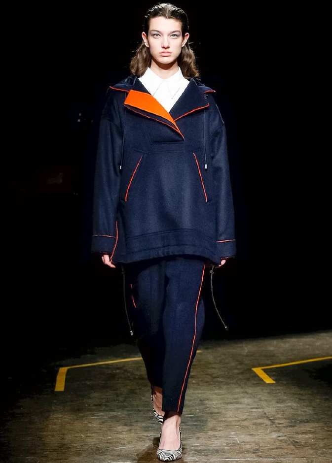 عرض أزياء بوس لموسم خريف وشتاء 2018‏