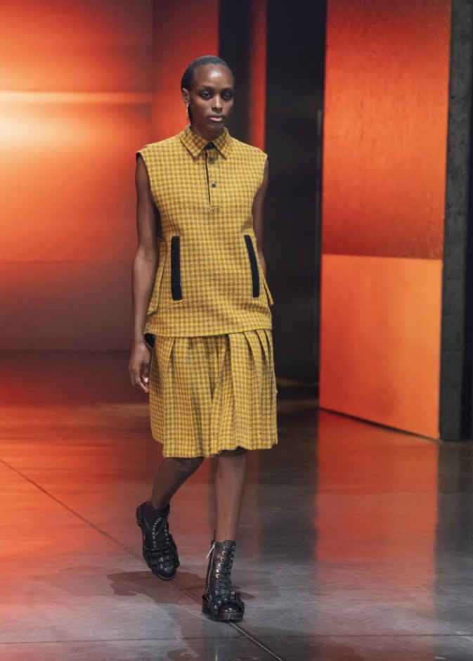 عرض أزياء مجموعة QASIMI لخريف وشتاء 2021 ضمن أسبوع الموضة في لندن