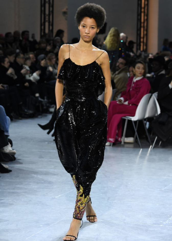 عرض مجموعة Alexandre Vauthier للازياء الراقية ربيع وصيف 2020