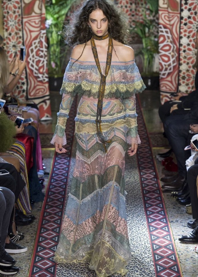 مجموعة Roberto Cavalli لربيع وصيف 2017