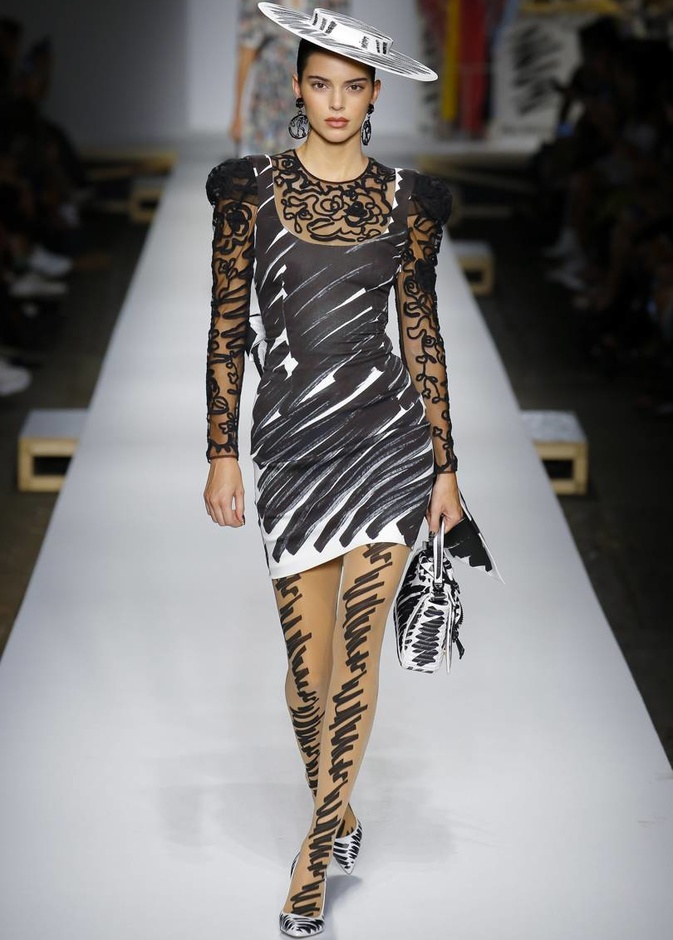 مجموعة موسكينو لموسم ربيع وصيف 2019