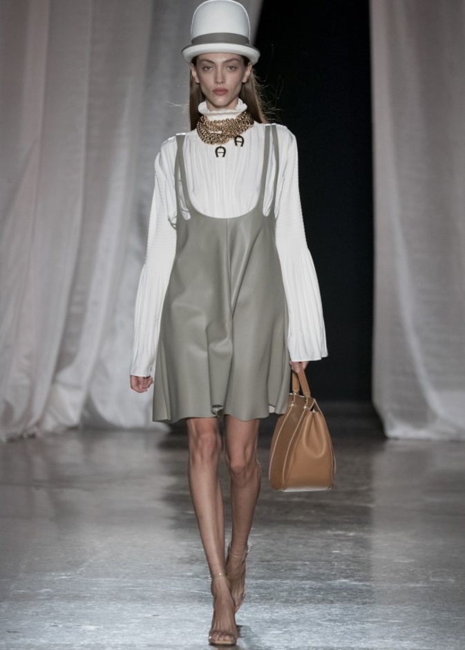 اسبوع الموضة في ميلان 2019 أزياء AIGNER الفاخرة لربيع وصيف 2020