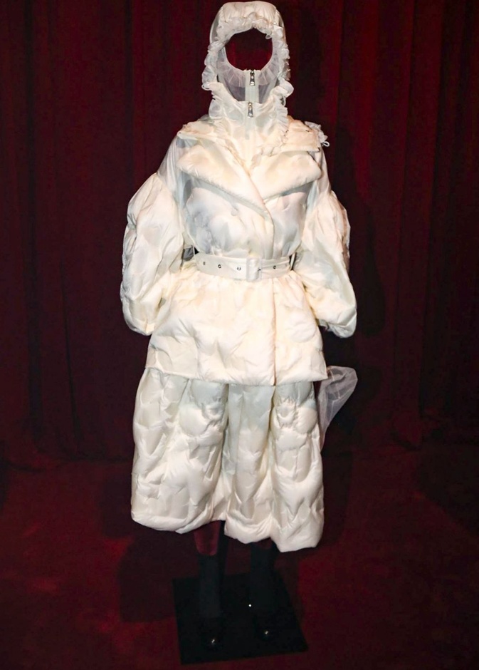 عرض ازياء MONCLER لخريف و شتاء 2020-2021 مباشرة من ميلانو