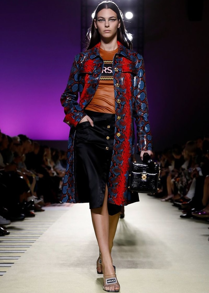 مجموعة فيرساتشي لموسم ربيع وصيف 2019