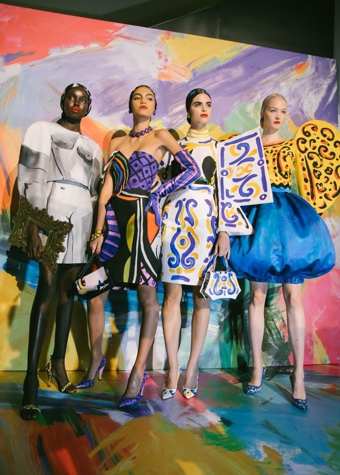 اسبوع الموضة في ميلان 2019  اخر صيحات MOSCHINO  لربيع وصيف 2020  