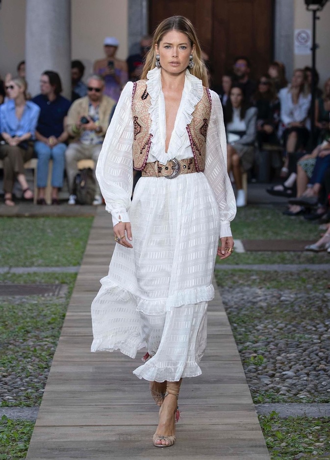 اسبوع الموضة في ميلان 2019  مجموعة ETRO لربيع وصيف 2020