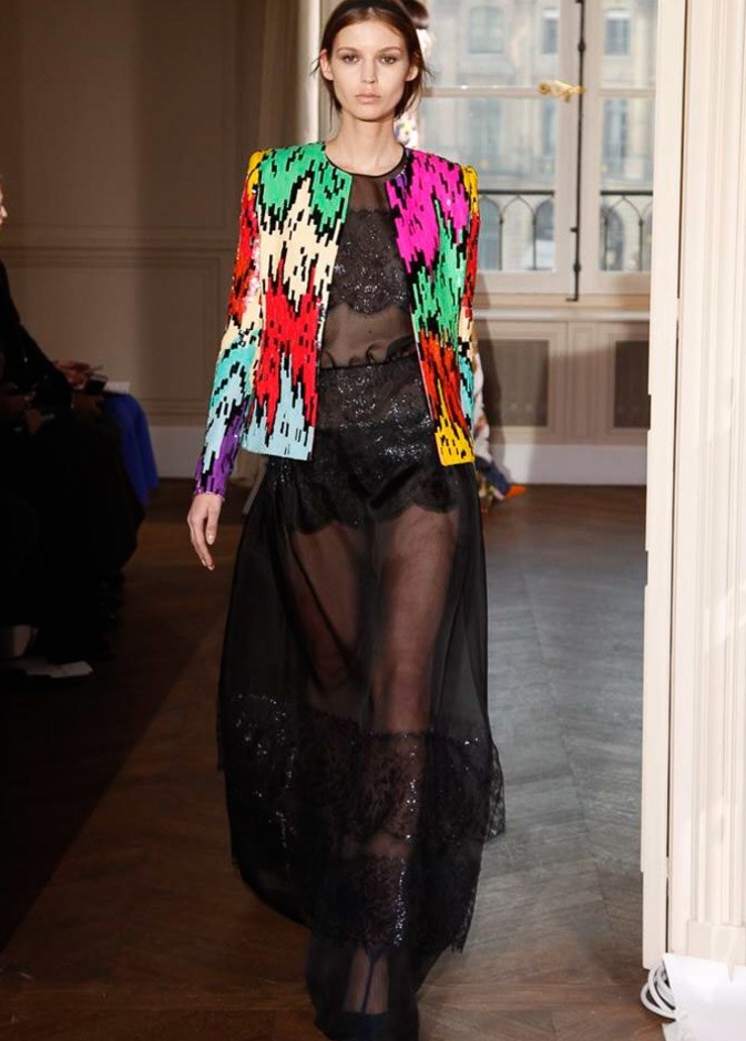 مجموعة الألبسة الراقية من شياباريلي لربيع 2017