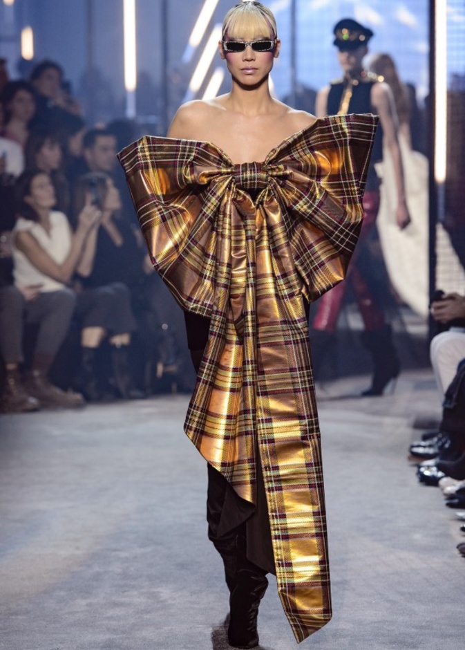 مجموعة Alexandre Vauthier للهوت كوتور لربيع وصيف 2018 