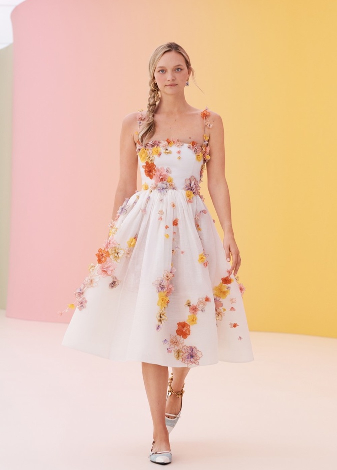 مجموعة Zimmerman ريزوت 2022 تأخذك في إجازة شاطئية